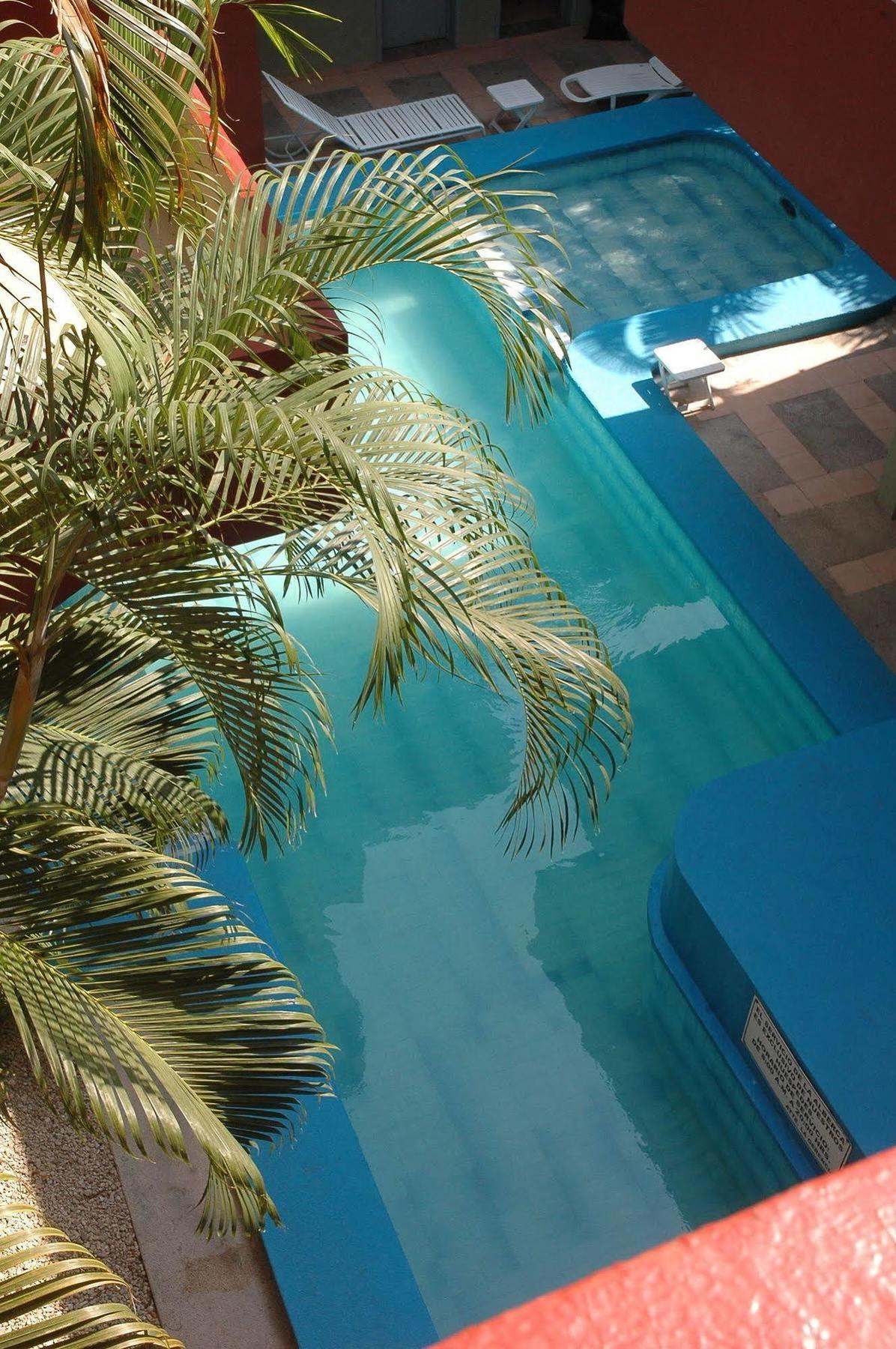 Hotel Marlon Chetumal Esterno foto