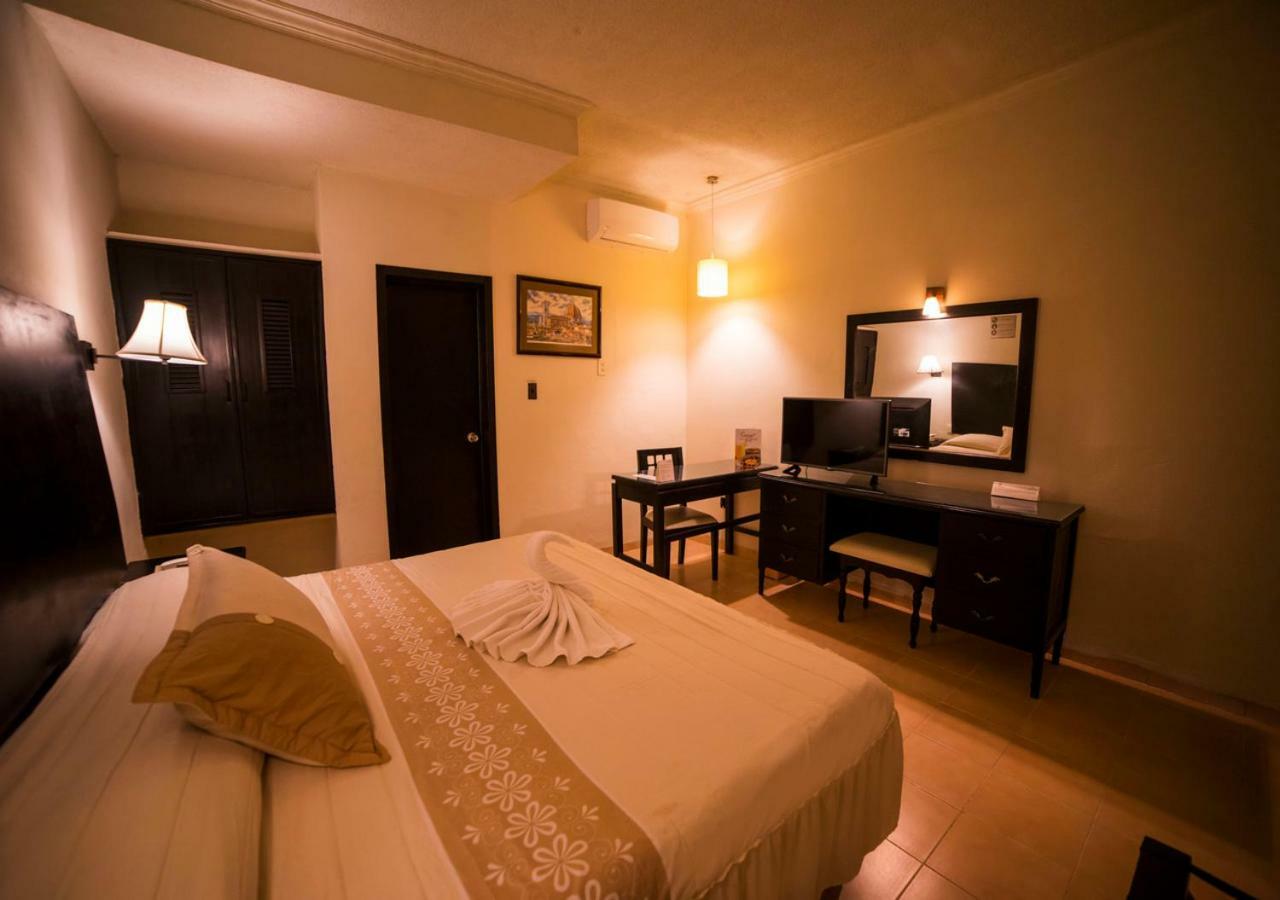 Hotel Marlon Chetumal Esterno foto