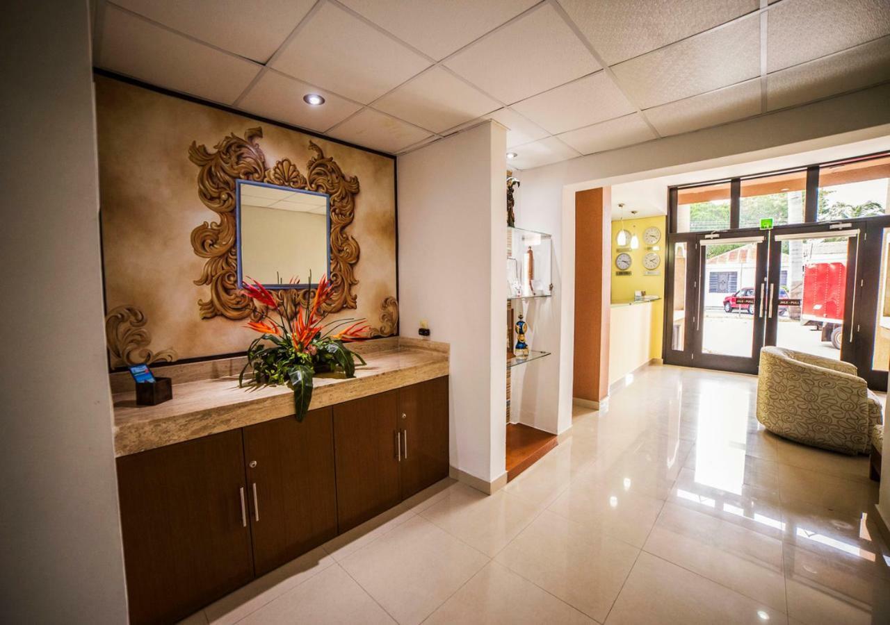 Hotel Marlon Chetumal Esterno foto